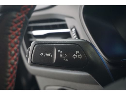 Ford Focus Wagon 1.0 EcoBoost Hybrid ST Line X Business ActivLease financial lease