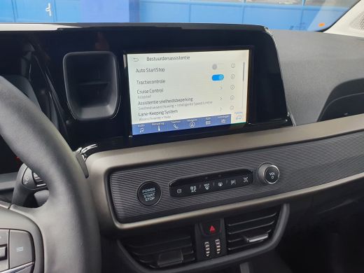 Ford Transit Courier 1.0 EcoBoost 125PK Automaat Limited | Camera | Geen BPM ActivLease financial lease