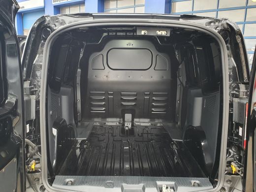 Ford Transit Courier 1.0 EcoBoost 125PK Automaat Limited | Camera | Geen BPM ActivLease financial lease