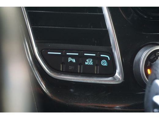 Ford Transit Custom 320 2.0 TDCI L1H1 Sport | Bi-Xenon | 18" lichtmetaal | Achterspoiler | Stoelverwarming | ActivLease financial lease