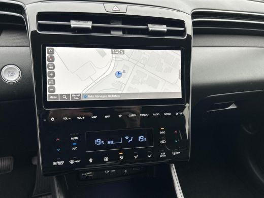 Hyundai Tucson 1.6 T-GDI HEV Premium | Trekhaak | Lichtmetalen velgen| Apple carplay | Stoelverwarming / verkoel... ActivLease financial lease