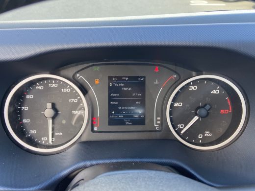 Iveco Daily | Oprijwagen | Luchtvering | Lier | 35S16 2.3 410 | Trekhaak | Geveerde Stoel ActivLease financial lease