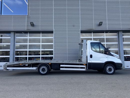 Iveco Daily | Oprijwagen | Luchtvering | Lier | 35S16 2.3 410 | Trekhaak | Geveerde Stoel ActivLease financial lease