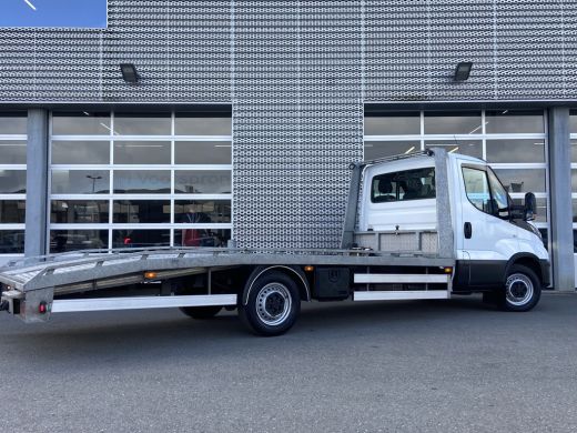 Iveco Daily | Oprijwagen | Luchtvering | Lier | 35S16 2.3 410 | Trekhaak | Geveerde Stoel ActivLease financial lease