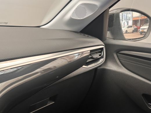 Opel Corsa 1.2 Level 3 | Lichtmetalen velgen 16" | Verkeersbord detectie | Apple Carplay/Android Auto | LED ... ActivLease financial lease