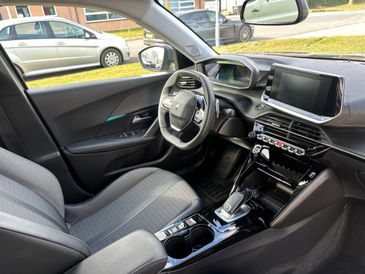 Peugeot 2008 1.2 PureTech Allure Pack Automaat | App Connect ActivLease financial lease
