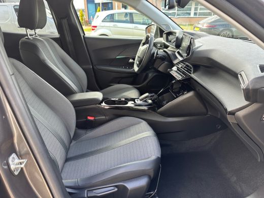 Peugeot 2008 1.2 PureTech Allure Pack Automaat | App Connect ActivLease financial lease