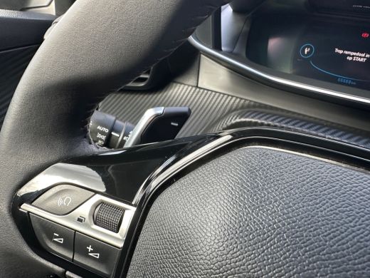 Peugeot 2008 1.2 PureTech Allure Pack Automaat | App Connect ActivLease financial lease