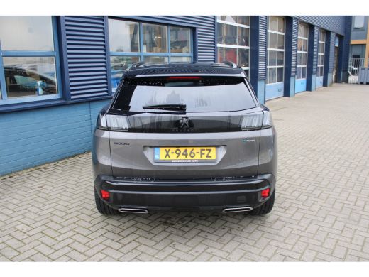 Peugeot 3008 Peugeot 1.6 HYbrid 225 pk GT | panorama dak| | Achteruitrijcamera | Afwijkende dakkleur | Apple C... ActivLease financial lease