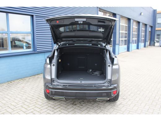 Peugeot 3008 Peugeot 1.6 HYbrid 225 pk GT | panorama dak| | Achteruitrijcamera | Afwijkende dakkleur | Apple C... ActivLease financial lease