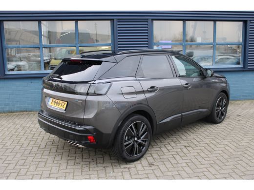 Peugeot 3008 Peugeot 1.6 HYbrid 225 pk GT | panorama dak| | Achteruitrijcamera | Afwijkende dakkleur | Apple C... ActivLease financial lease