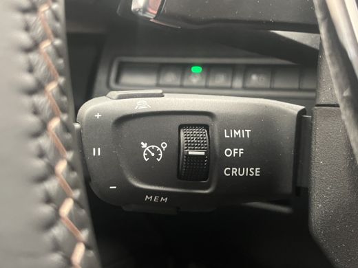Peugeot 3008 Peugeot 1.6 HYbrid 225 GT | Apple Carplay/Android Auto|telefoonintegratie premium | Cruise contro... ActivLease financial lease