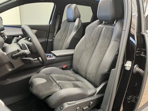 Peugeot 3008 Peugeot 1.6 HYbrid 225 GT Black Pack | Panoramisch Kanteldak | Elec.Stoel | Massage | Elec.Klep |... ActivLease financial lease