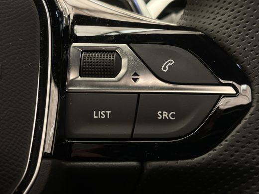 Peugeot 3008 Peugeot 1.6 HYbrid 225 GT Black Pack | Panoramisch Kanteldak | Elec.Stoel | Massage | Elec.Klep |... ActivLease financial lease