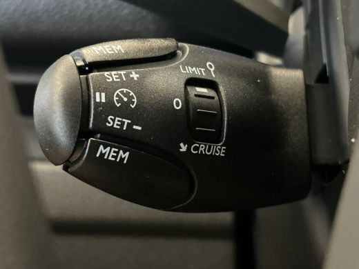 Peugeot Expert 2.0 BlueHDI 145 S&S L3 VAN| 2 zitplaatsen rechtsvoor | Achteruitrijcamera | Airco ActivLease financial lease