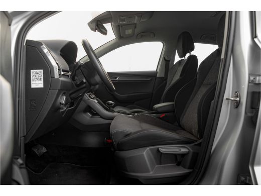 Skoda Karoq 1.5 TSI ACT Business Edition Plus | Trekhaak | Adapt. Cruise | Camera | Carplay ActivLease financial lease