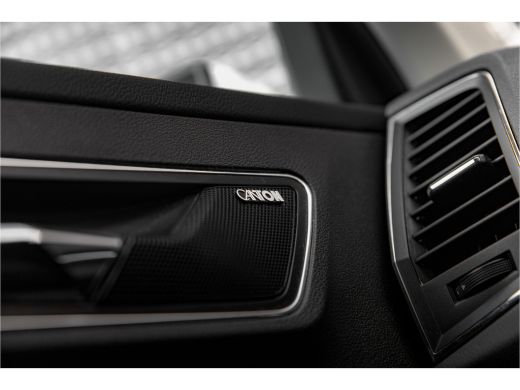 Skoda Karoq 1.5 TSI ACT Business Edition Plus | Trekhaak | Adapt. Cruise | Camera | Carplay ActivLease financial lease