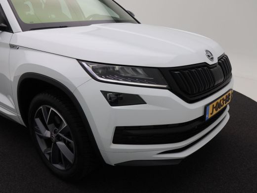 Skoda Kodiaq 1.5 TSi 150 Pk Automaat Sportline 7-Pers | Navigatie | Full LED | Privacy Glass | Camera | Trekha... ActivLease financial lease