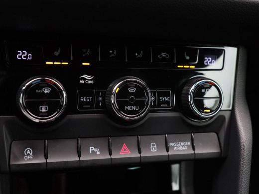 Skoda Kodiaq 1.5 TSi 150 Pk Automaat Sportline 7-Pers | Navigatie | Full LED | Privacy Glass | Camera | Trekha... ActivLease financial lease