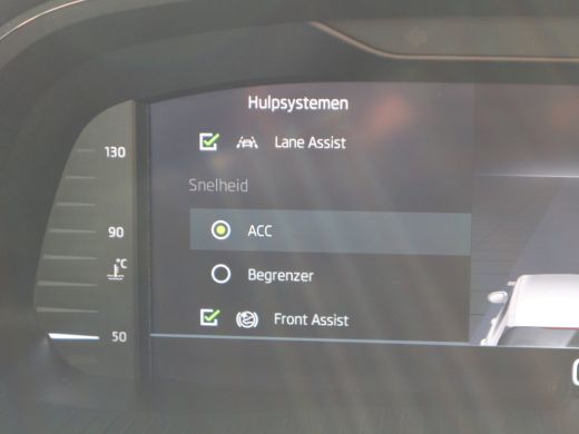 Skoda Octavia Combi 1.5 TSI First Edition NIEUWE MODEL 1e eigenaar ActivLease financial lease
