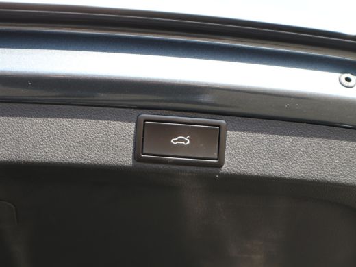 Skoda Octavia Combi 1.5 TSI First Edition NIEUWE MODEL 1e eigenaar ActivLease financial lease