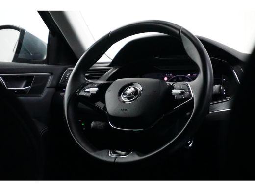 Skoda Superb Combi 1.4 TSI iV 218PK DSG-6 Business Edition | TREKHAAK | AUTO A. KLEP | NAVIGATIE ActivLease financial lease