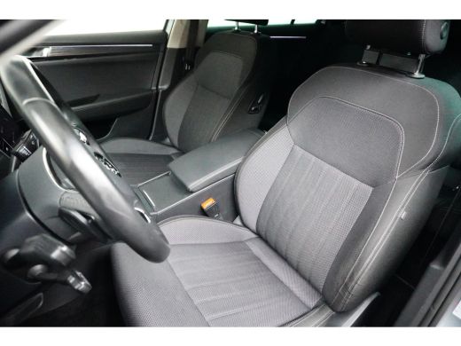 Skoda Superb Combi 1.4 TSI iV 218PK DSG-6 Business Edition | TREKHAAK | AUTO A. KLEP | NAVIGATIE ActivLease financial lease