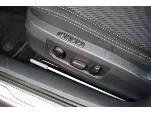 Skoda Superb Combi 1.4 TSI iV 218PK DSG-6 Business Edition | TREKHAAK | AUTO A. KLEP | NAVIGATIE ActivLease financial lease