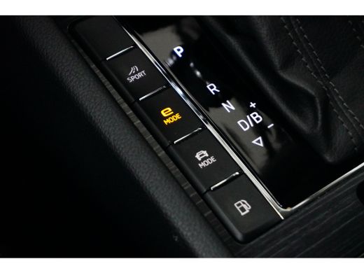 Skoda Superb Combi 1.4 TSI iV 218PK DSG-6 Business Edition | TREKHAAK | AUTO A. KLEP | NAVIGATIE ActivLease financial lease