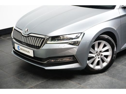 Skoda Superb Combi 1.4 TSI iV 218PK DSG-6 Business Edition | TREKHAAK | AUTO A. KLEP | NAVIGATIE ActivLease financial lease