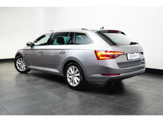 Skoda Superb Combi 1.4 TSI iV 218PK DSG-6 Business Edition | TREKHAAK | AUTO A. KLEP | NAVIGATIE ActivLease financial lease