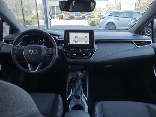 Toyota Corolla 1.8 Hybrid Dynamic Edition | Head-up | Elektr. klep | Stuur / voorruit verwarming | Rijklaarprijs... ActivLease financial lease