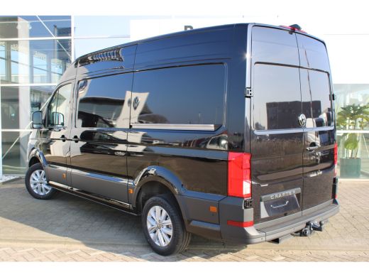 Volkswagen Crafter BPM VRIJ | Exclusive | 141 PK | Automaat | Dubbele schuifdeur | Trekhaak | PDC | Appel Carplay | ... ActivLease financial lease