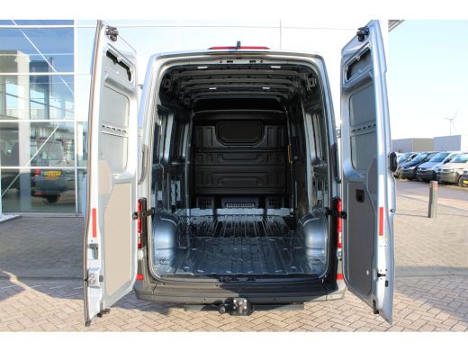 Volkswagen Crafter BPM VRIJ | Exclusive | L3 | 141 PK | Automaat | Full Led | PDC | Achteruitrijcamera ActivLease financial lease
