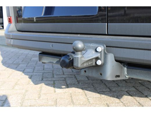 Volkswagen Crafter BPM VRIJ | Exclusive | L3 | 141 PK | Automaat | Trekhaak | PDC | Camera | Apple Carplay ActivLease financial lease