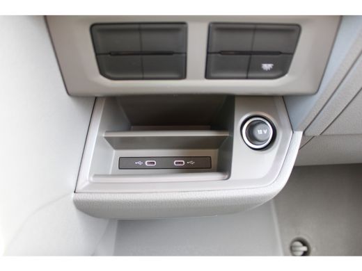 Volkswagen Crafter BPM VRIJ | Exclusive | L3 | 141 PK | Automaat | Trekhaak | PDC | Camera | Apple Carplay ActivLease financial lease