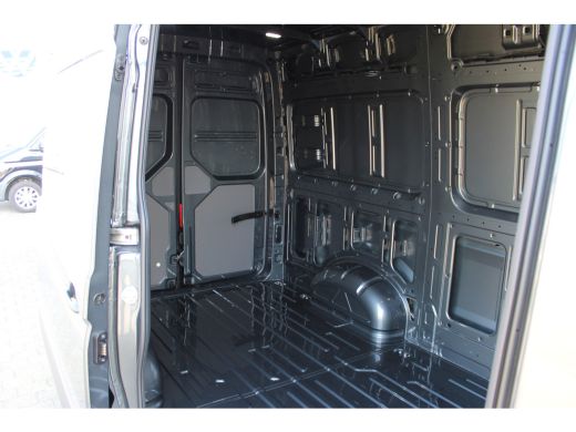 Volkswagen Crafter BPM VRIJ | Exclusive | L3 | 141 PK | Automaat | Trekhaak | PDC | Camera | Apple Carplay ActivLease financial lease