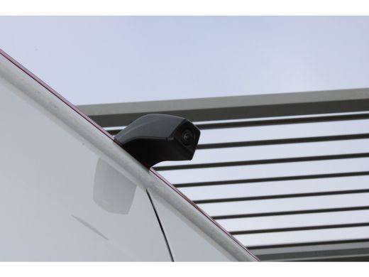 Volkswagen Crafter BPM VRIJ | Trendline | L3 | Handgeschakeld | 141 PK | Trekhaak | Apple Carplay | PDC | Camera ActivLease financial lease