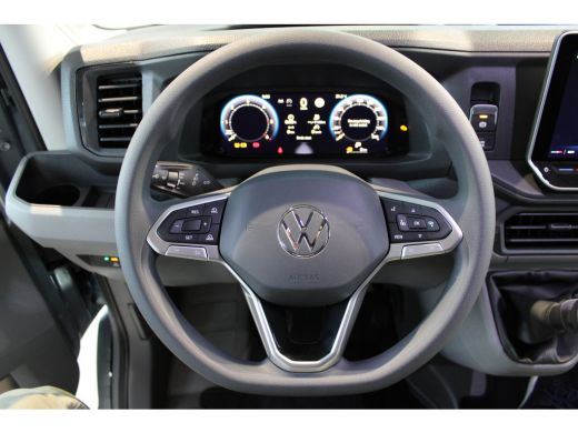 Volkswagen Crafter BPM VRIJ | Trendline | L3 | Handgeschakeld | 141 PK | Trekhaak | Apple Carplay | PDC | Camera ActivLease financial lease