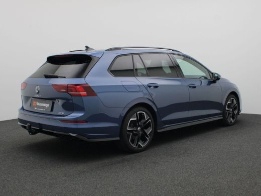 Volkswagen GOLF Variant 1.5 eTSI R-Line 150PK DSG full led, trekhaak, keyless, stuur-stoelverwarming, achteruitrijcamera,... ActivLease financial lease