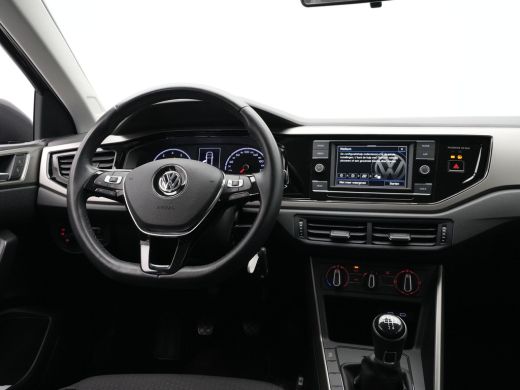 Volkswagen Polo 1.0 MPI Comfortline Airco Bluetooth Cruise NL Auto! 9 ActivLease financial lease