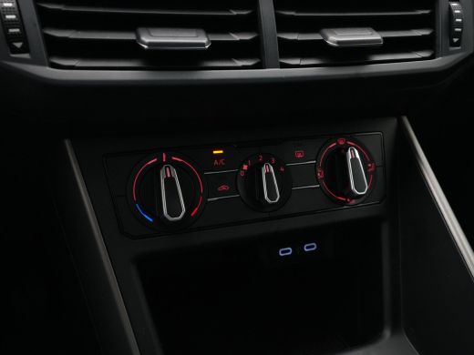 Volkswagen Polo 1.0 MPI Comfortline Airco Bluetooth Cruise NL Auto! 9 ActivLease financial lease