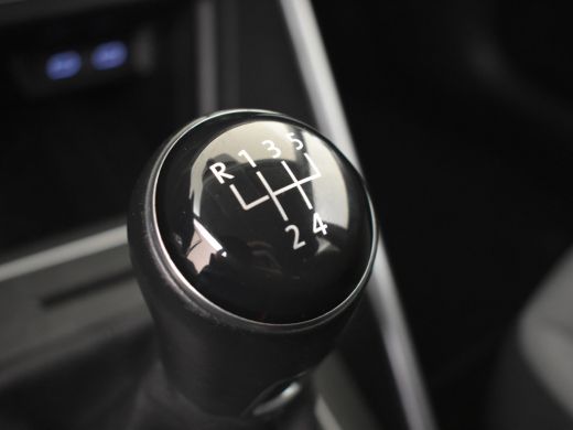 Volkswagen Polo 1.0 TSI Highline 96pk | 100% Dealeronderhouden | Adaptief cruise control | Navigatie | App connec... ActivLease financial lease