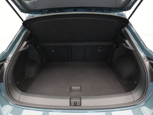 Volkswagen T-Roc 1.5 TSI 150pk DSG R-Line Navi via App Pdc Clima Acc 91 ActivLease financial lease