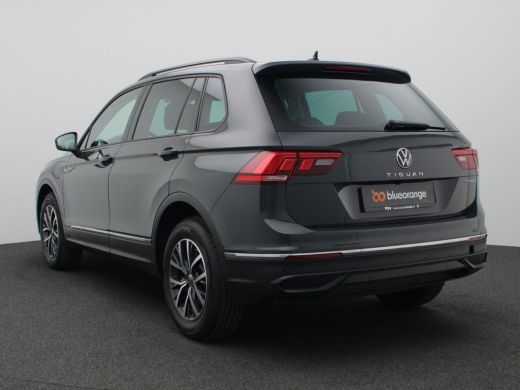 Volkswagen Tiguan 1.4 TSI Life e-hybrid 245PK DSG led, adaptive cruise, achteruitrijcamera, lane assist, keyless, e... ActivLease financial lease