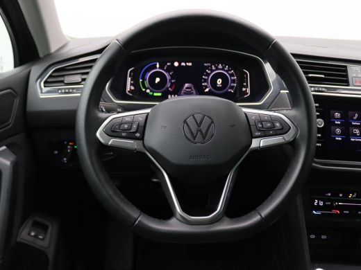 Volkswagen Tiguan 1.4 TSI Life e-hybrid 245PK DSG led, adaptive cruise, achteruitrijcamera, lane assist, keyless, e... ActivLease financial lease