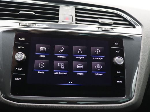 Volkswagen Tiguan 1.4 TSI Life e-hybrid 245PK DSG led, adaptive cruise, achteruitrijcamera, lane assist, keyless, e... ActivLease financial lease