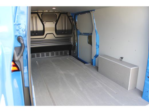 Volkswagen Transporter BPM VRIJ | Bulli Intro | L2 | 2.0 TDI 170 PK | Automaat | Trekhaak | Sidebars | PDC | Navi | Came... ActivLease financial lease