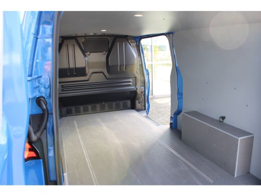 Volkswagen Transporter BPM VRIJ | Bulli Intro | L2 | 2.0 TDI 170 PK | Automaat | Trekhaak | Sidebars | PDC | Navi | Came... ActivLease financial lease