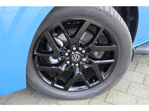 Volkswagen Transporter BPM VRIJ | Bulli Intro | L2 | 2.0 TDI 170 PK | Automaat | Trekhaak | Sidebars | PDC | Navi | Came... ActivLease financial lease
